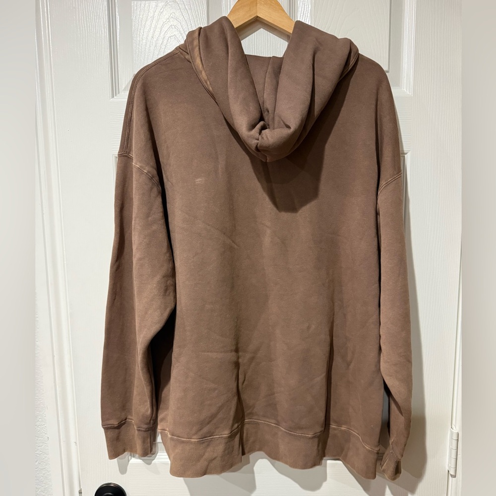 Wild Fable Oversized Brown Hoodie with 'Lover' Print size XL NWT - Picture 4 of 4
